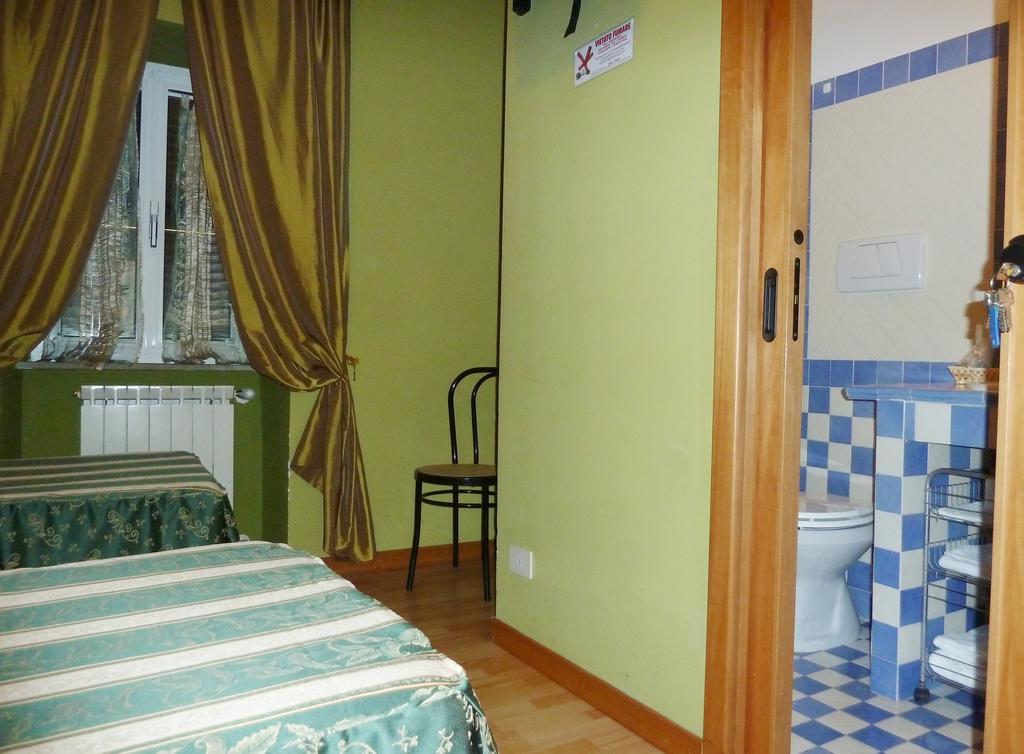 Hotel Sutrium ห้อง รูปภาพ
